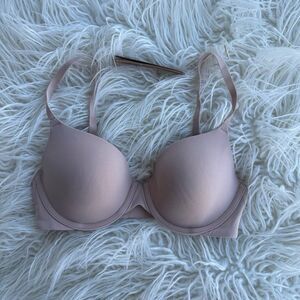 Skims Fits Everybody T-shirt Bra Mica Size 32C